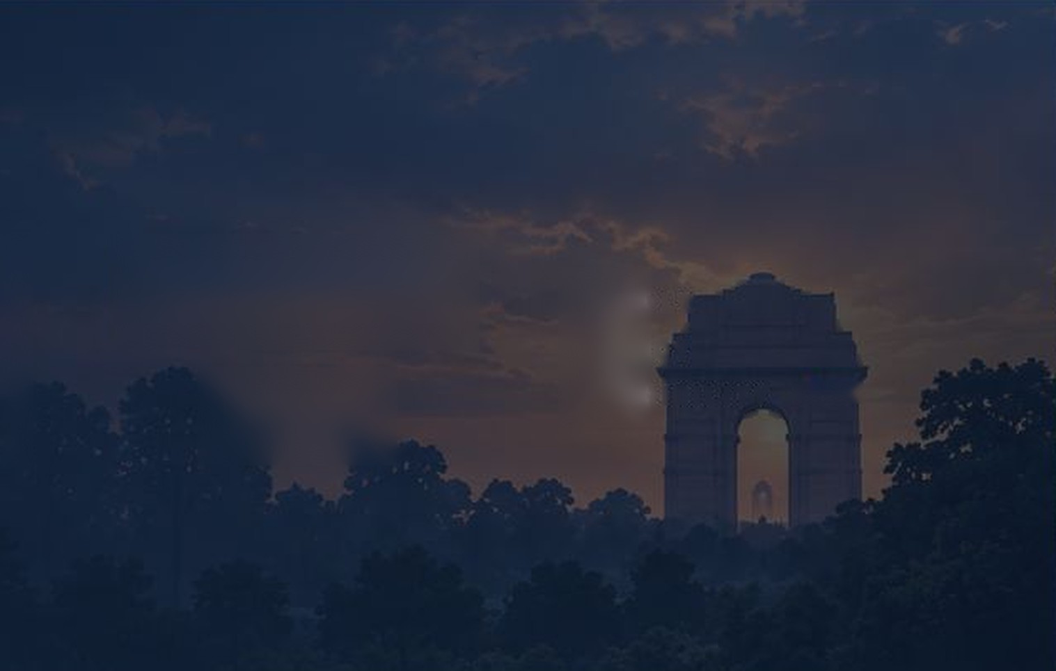 India Gate at dusk, New Delhi